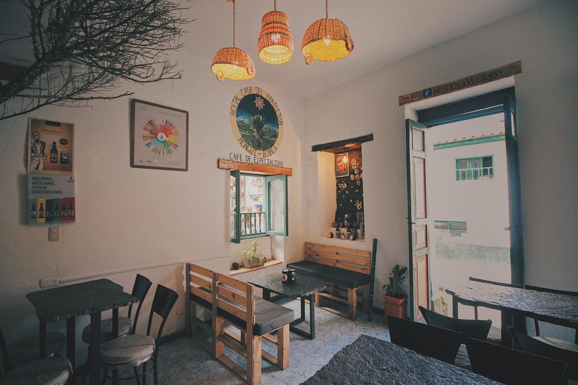 ホテル Hostal Casa Del Frailejon - Cafe モングイ エクステリア 写真